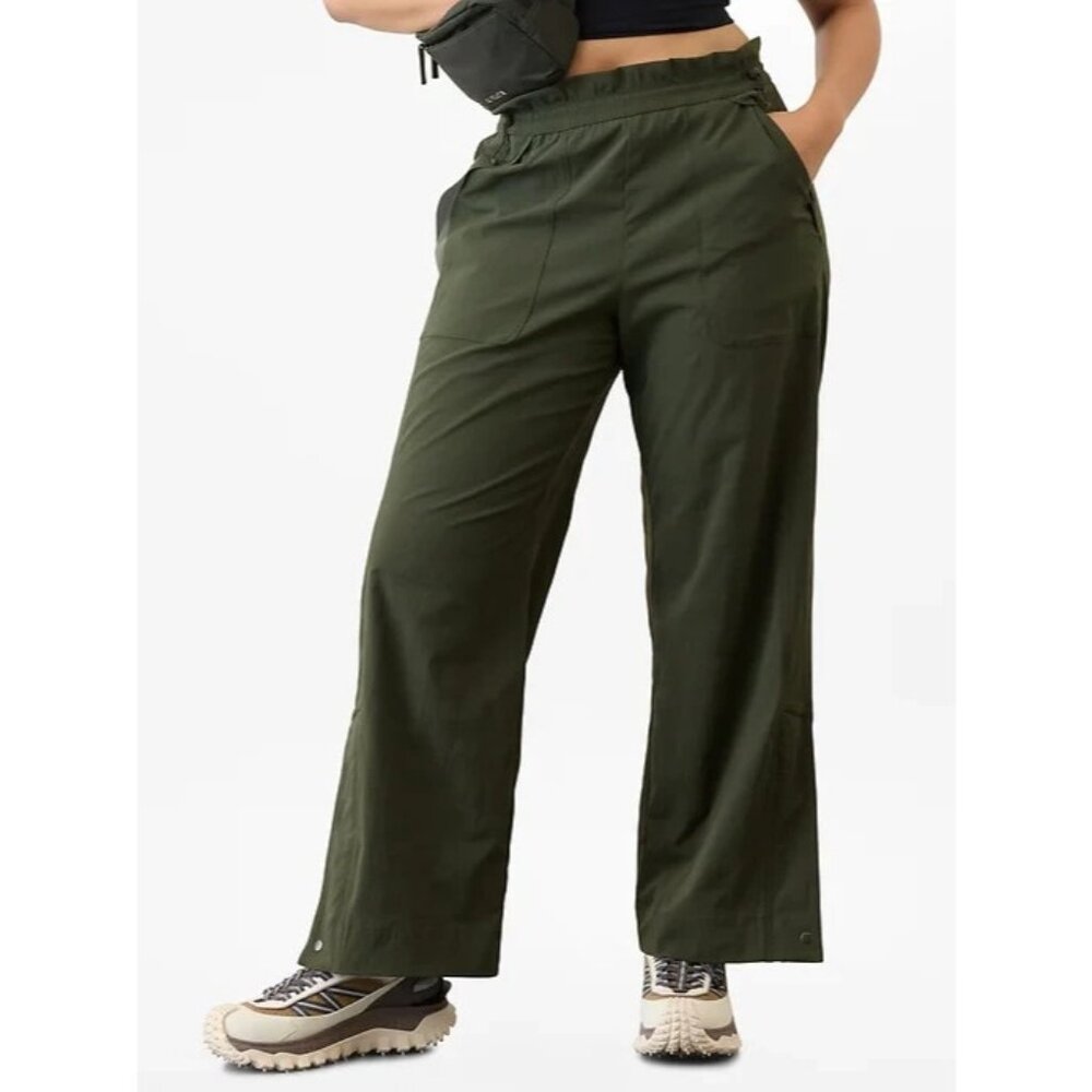 Athleta 4 Trekkie Parachute Pant Aspen Olive Green Size 4 Regular #533487032